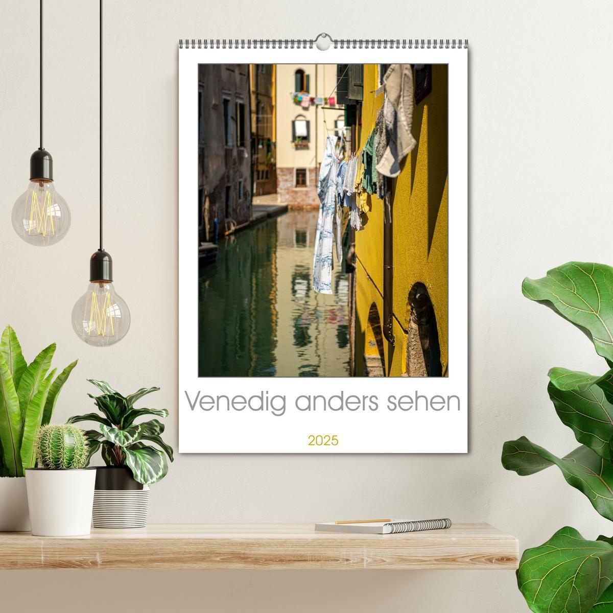 Bild: 9783435934164 | Venedig anders sehen (Wandkalender 2025 DIN A2 hoch), CALVENDO...