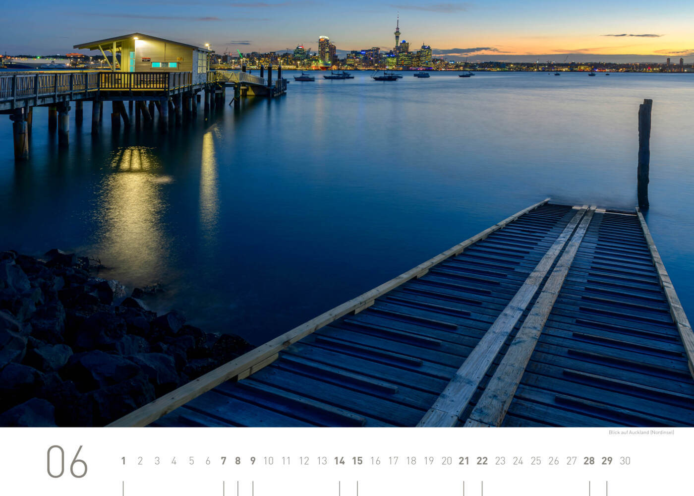 Bild: 9783968555430 | 360° Neuseeland Exklusivkalender 2025 | Christian Heeb | Kalender