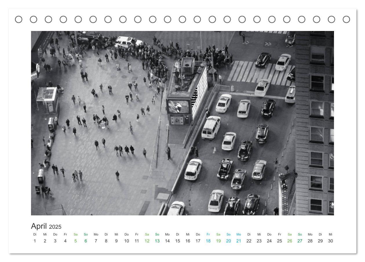 Bild: 9783435374489 | New York in schwarz weiss (Tischkalender 2025 DIN A5 quer),...