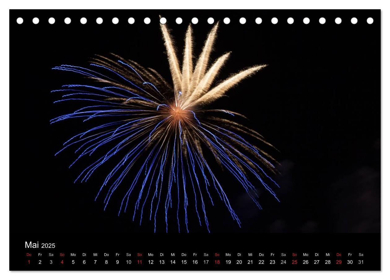 Bild: 9783435787432 | Feuerwerk (Tischkalender 2025 DIN A5 quer), CALVENDO Monatskalender