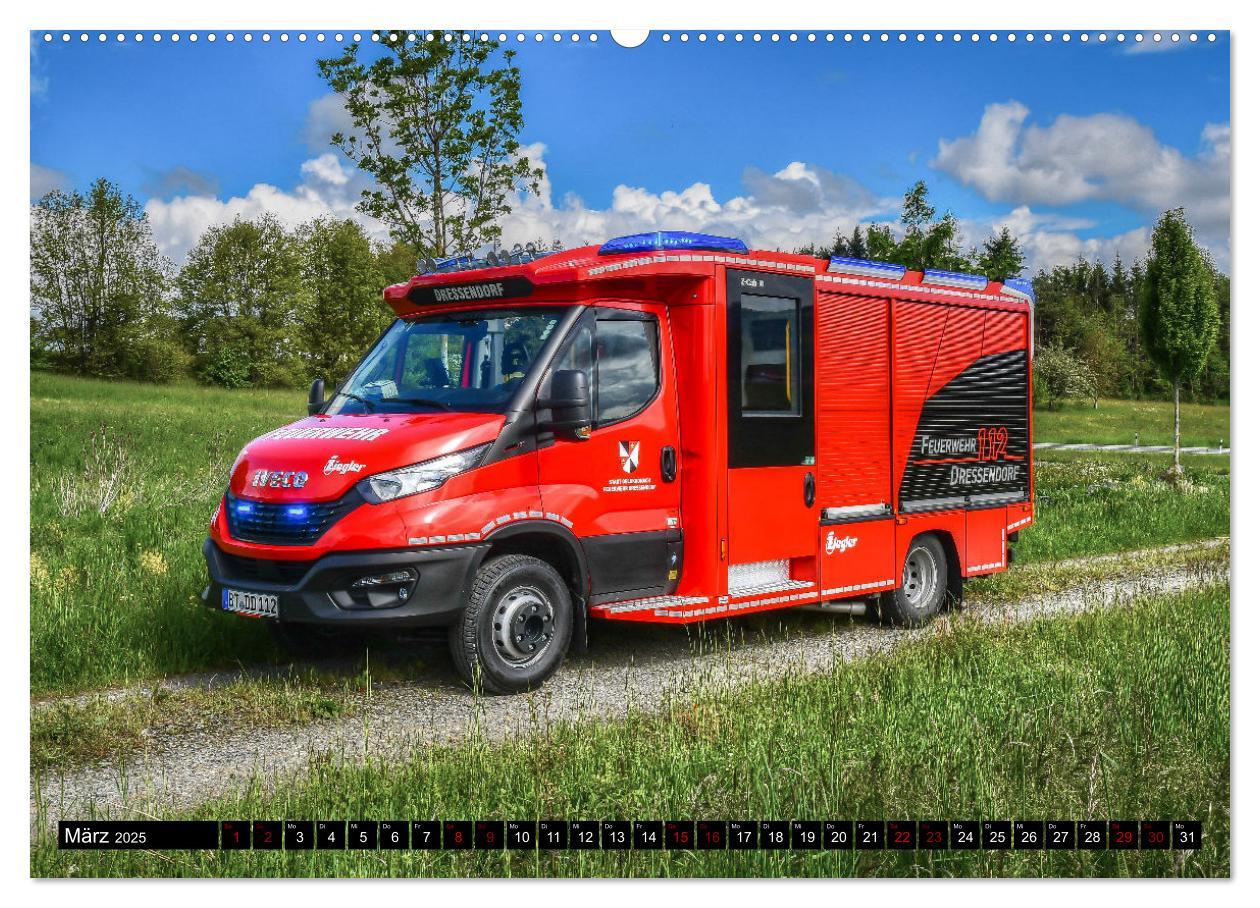 Bild: 9783435036813 | Feuerwehrfahrzeuge (Wandkalender 2025 DIN A2 quer), CALVENDO...