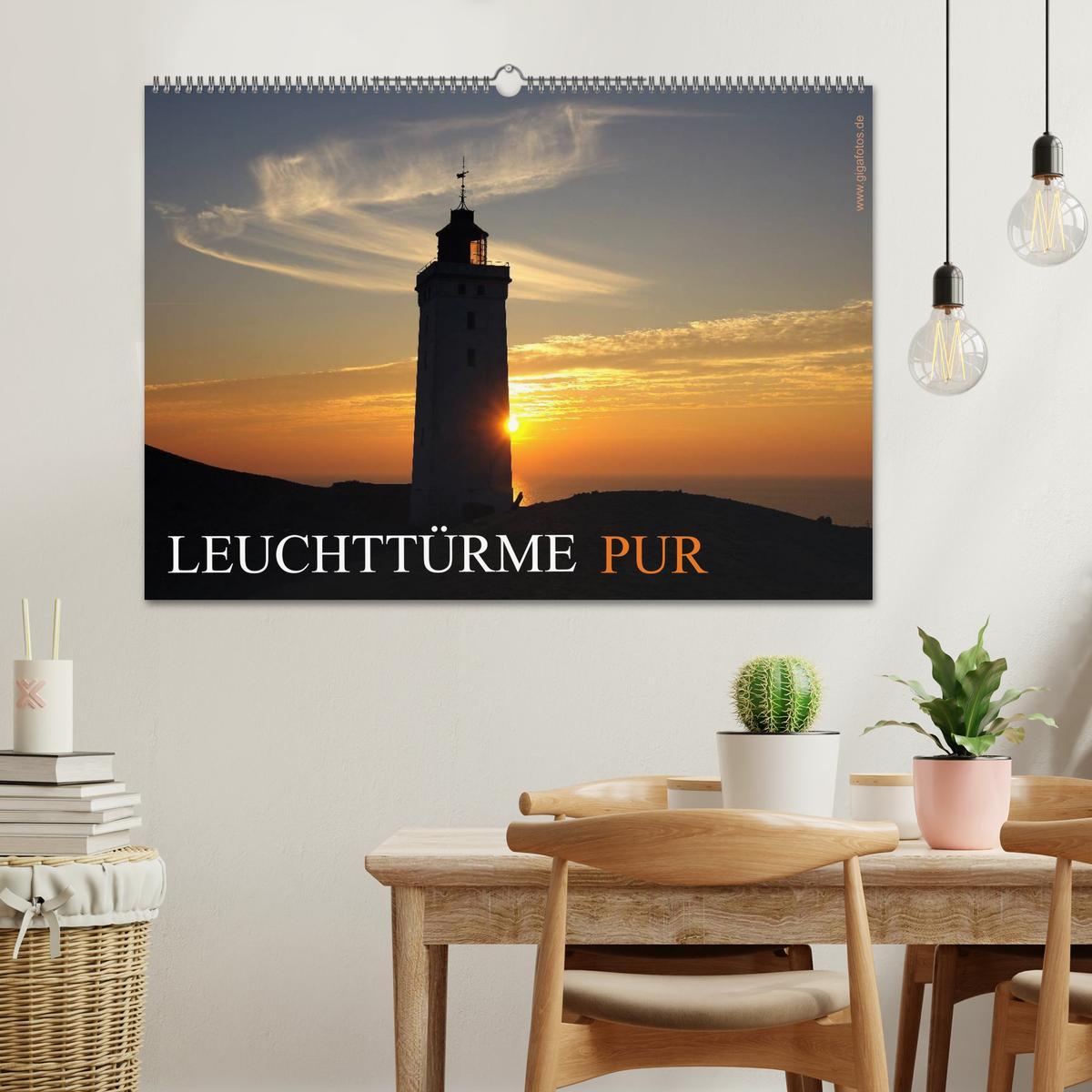 Bild: 9783435668564 | Leuchttürme PUR (Wandkalender 2025 DIN A2 quer), CALVENDO...