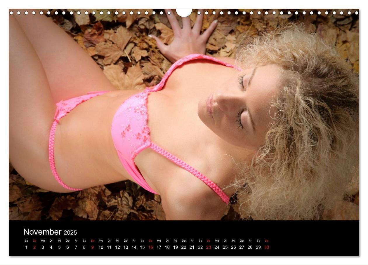 Bild: 9783435832989 | Dessous (Wandkalender 2025 DIN A3 quer), CALVENDO Monatskalender