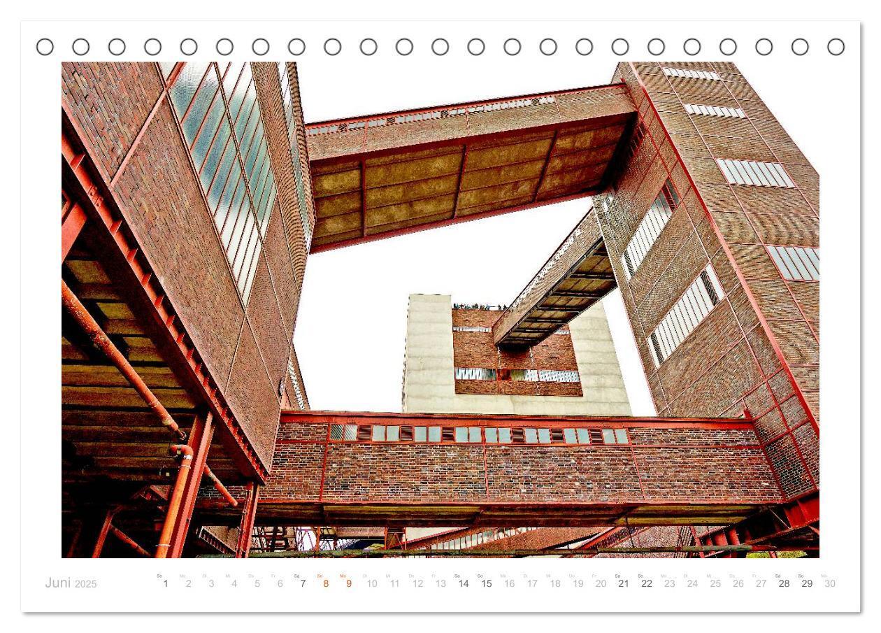 Bild: 9783435757459 | Zeche Zollverein. Weltkulturerbe. (Tischkalender 2025 DIN A5 quer),...