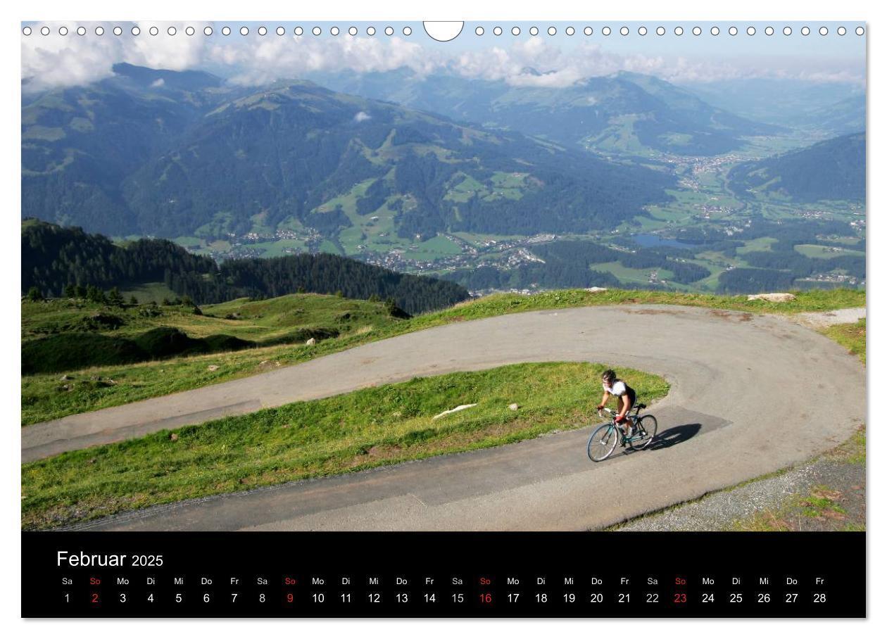 Bild: 9783435625314 | Alpenpässe auf dem Rennrad "Himmlische Serpentinen" (Wandkalender...