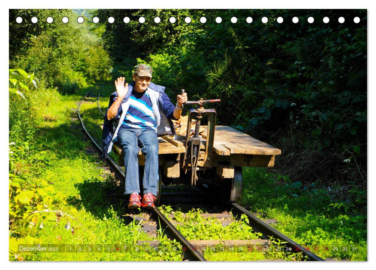 Bild: 9783435434473 | Waldbahnen in Rumänien - Die letzten Mocanitas (Tischkalender 2025...