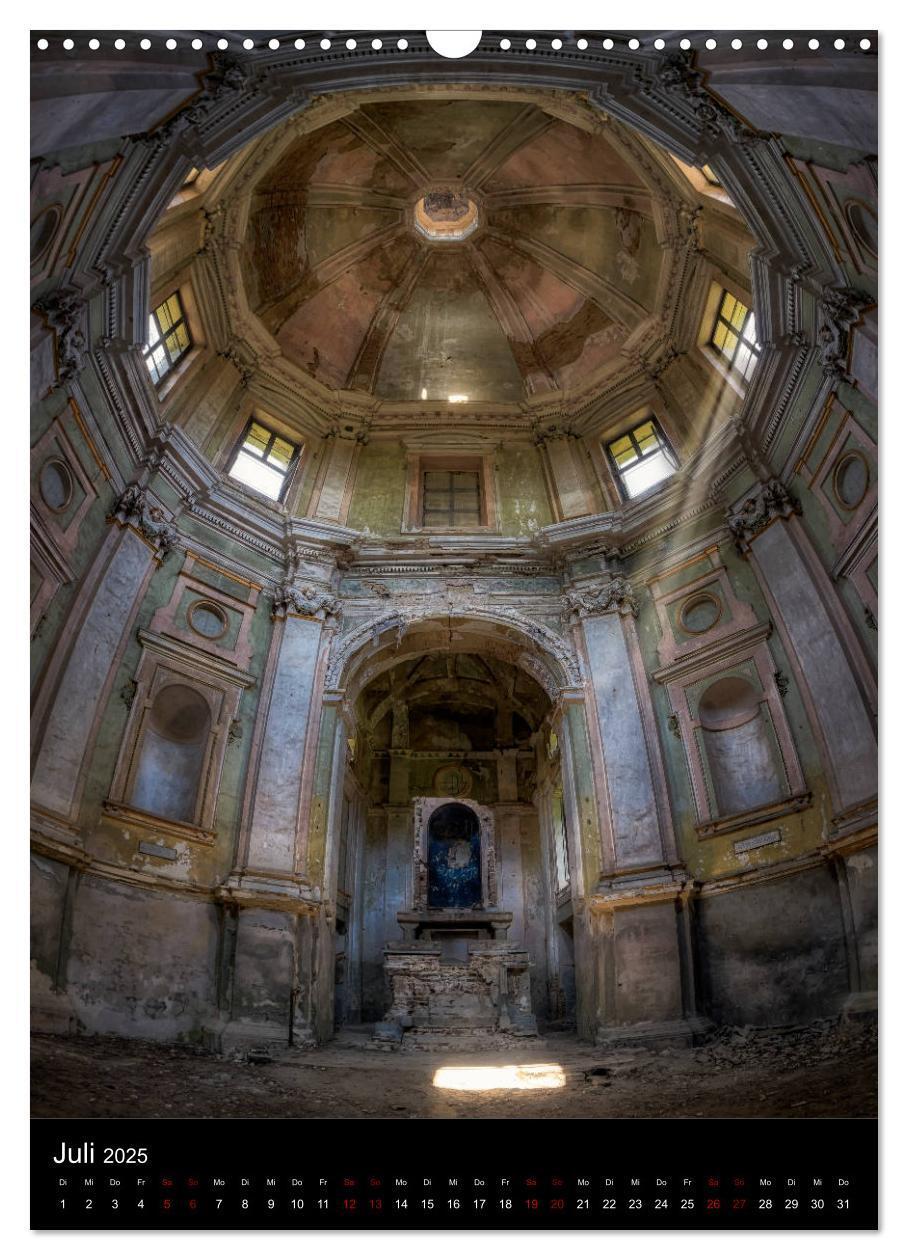 Bild: 9783435987184 | Lost Places - Verlassene Kirchen (Wandkalender 2025 DIN A3 hoch),...