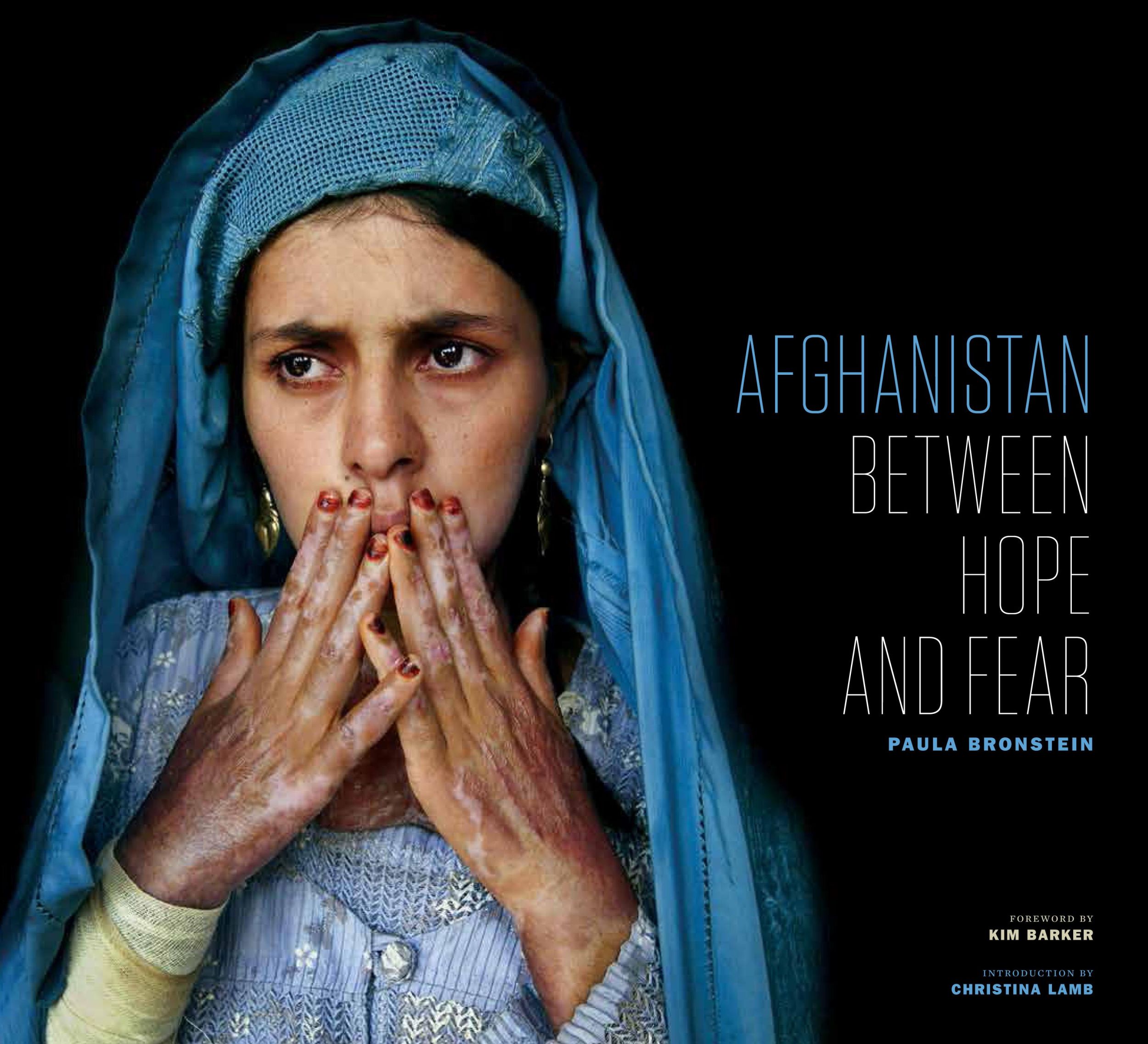 Cover: 9781477309391 | Afghanistan | Between Hope and Fear | Paula Bronstein | Buch | 2016