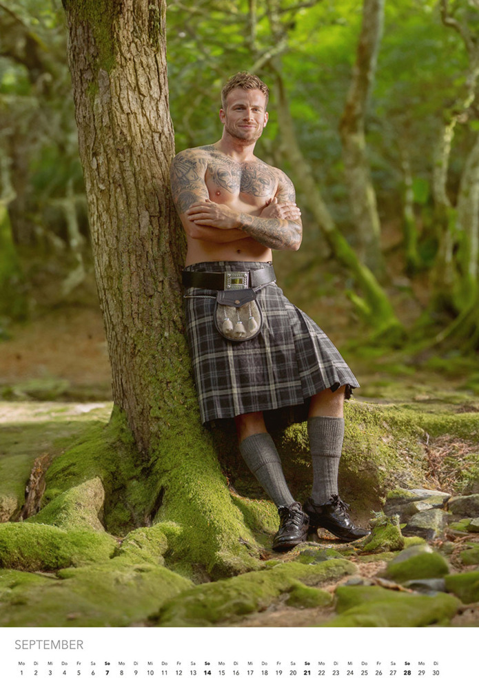 Bild: 9783966648448 | Men in Kilts Kalender 2025 | Schottlands stärkste Kerle. | Kalender