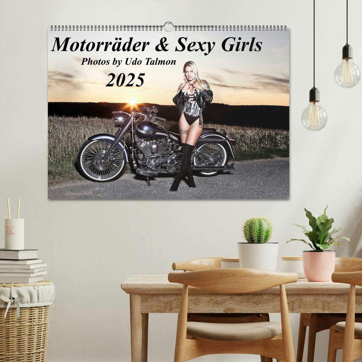 Bild: 9783435205639 | Motorräder &amp; Sexy Girls (Wandkalender 2025 DIN A2 quer), CALVENDO...