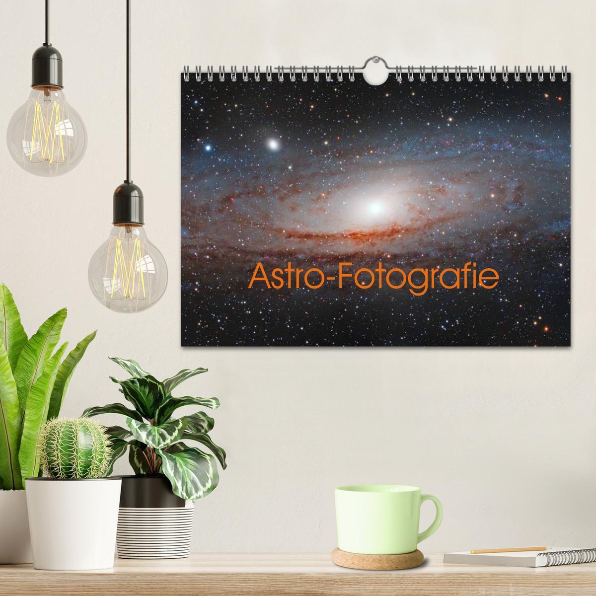 Bild: 9783435519125 | Astro-Fotografie (Wandkalender 2025 DIN A4 quer), CALVENDO...