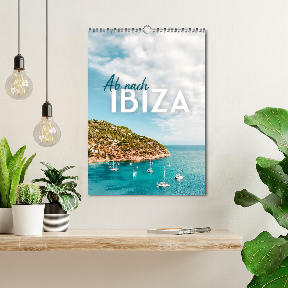 Bild: 9783435893317 | Ab nach Ibiza (Wandkalender 2025 DIN A3 hoch), CALVENDO Monatskalender