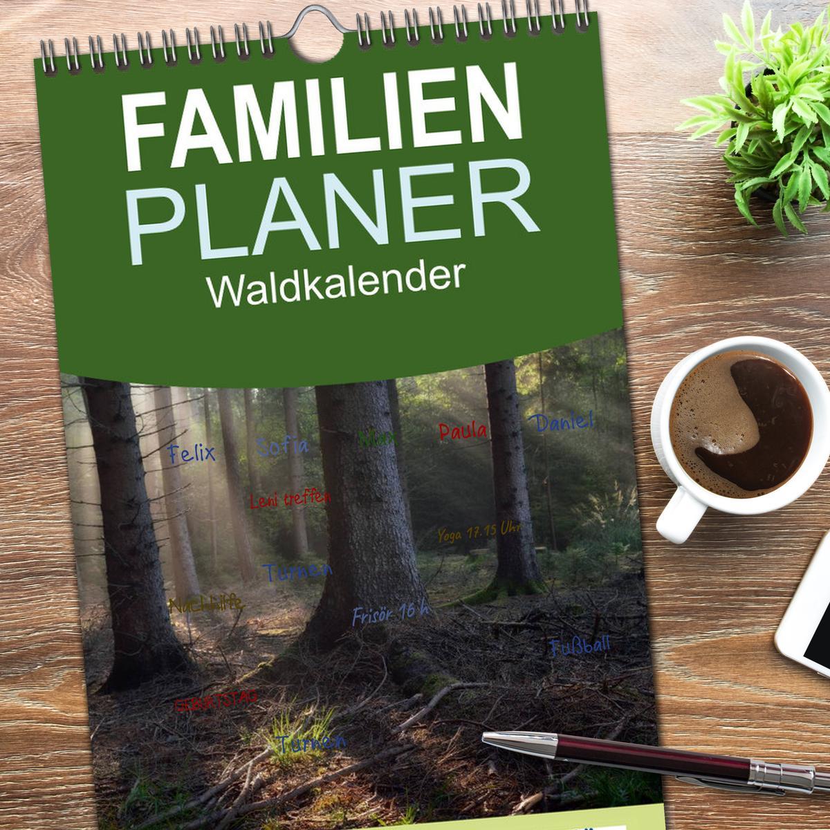 Bild: 9783457119600 | Familienplaner 2025 - Waldkalender mit 5 Spalten (Wandkalender, 21...