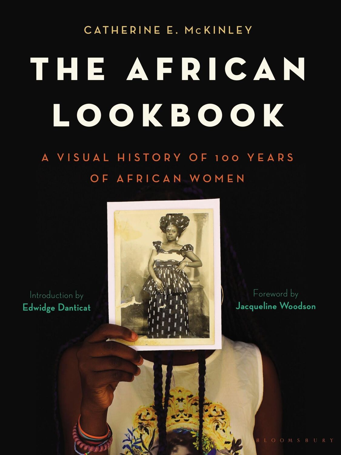 Cover: 9781620403532 | The African Lookbook | A Visual History of 100 Years of African Women