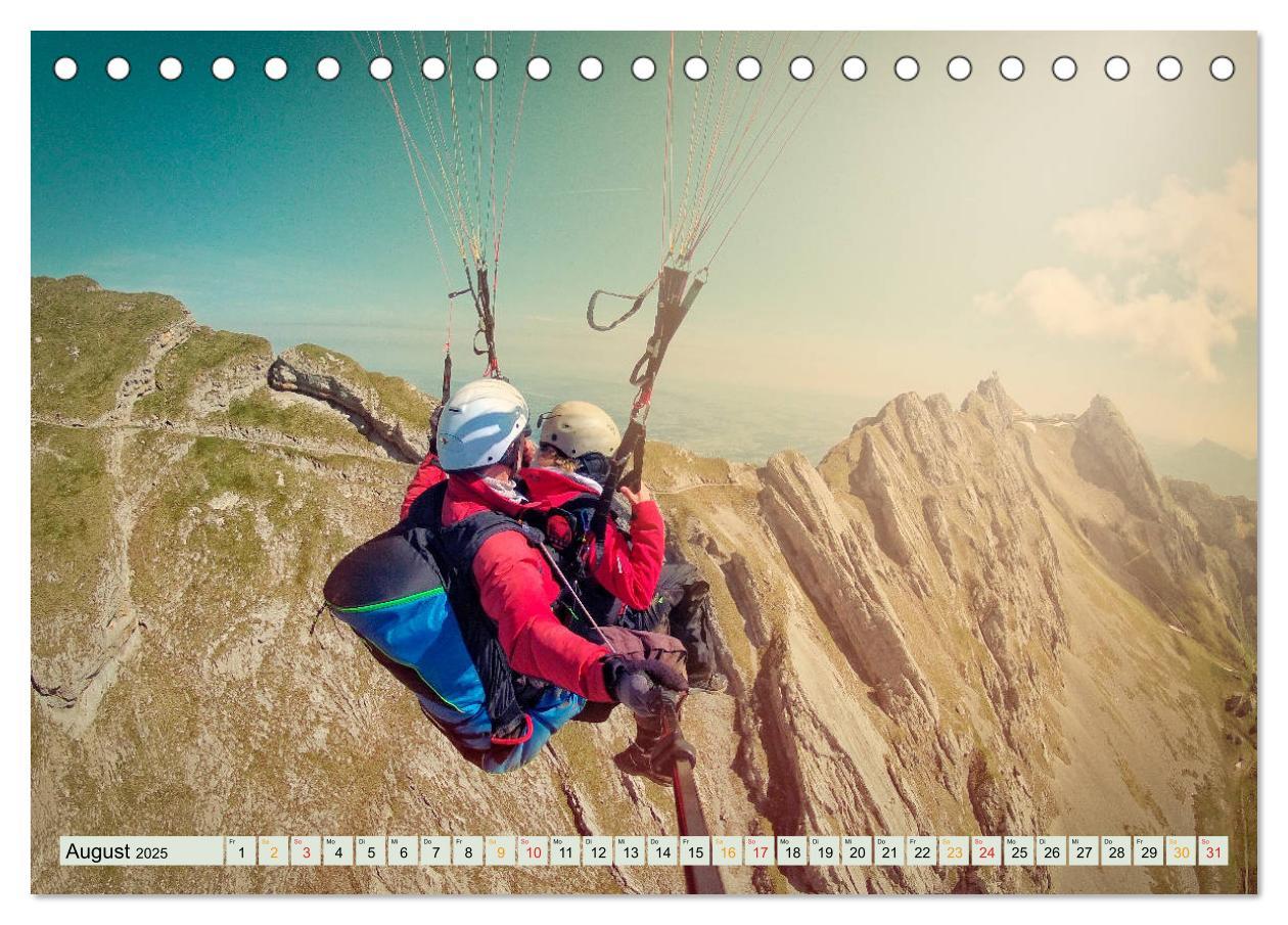 Bild: 9783435240760 | Paragliding - Mut zum Abenteuer (Tischkalender 2025 DIN A5 quer),...