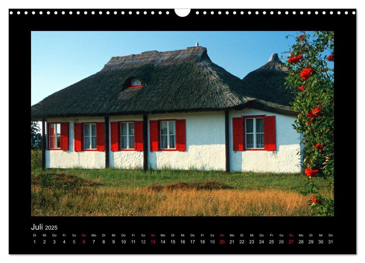 Bild: 9783435650774 | Hausträume 2025 (Wandkalender 2025 DIN A3 quer), CALVENDO...