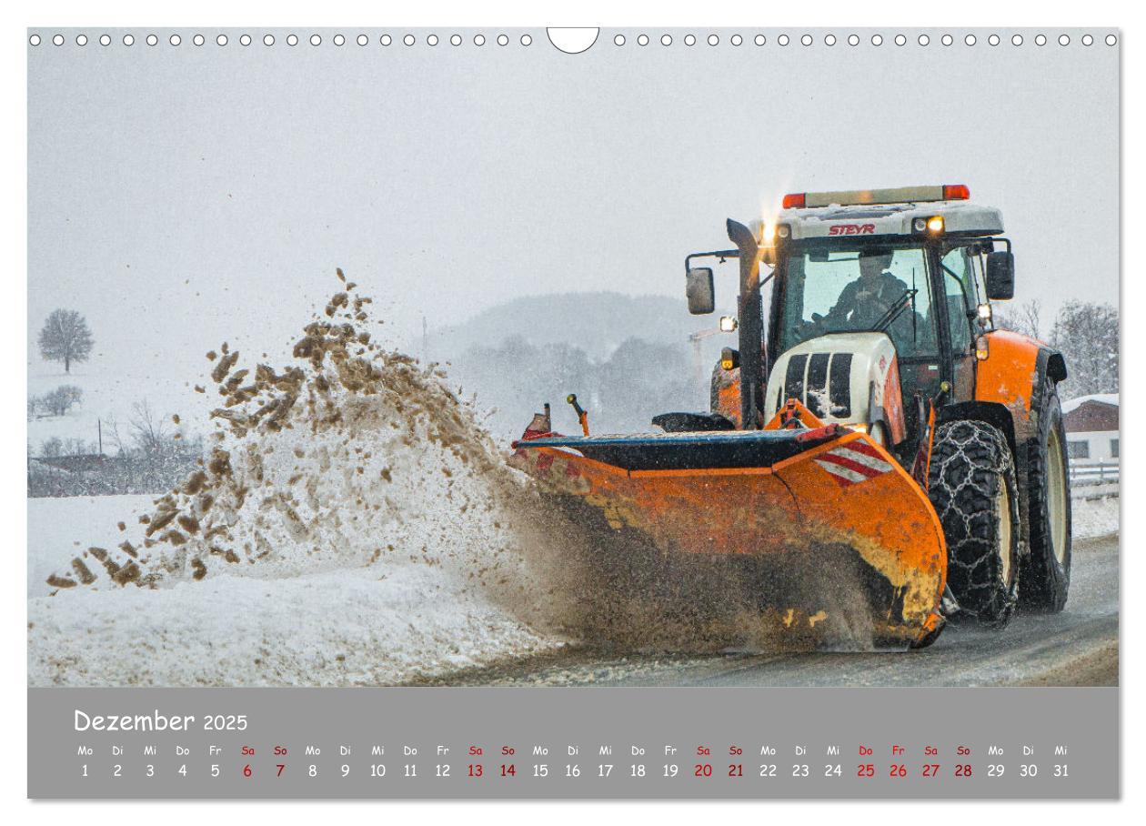 Bild: 9783435102778 | Landtechnik im Einsatz (Wandkalender 2025 DIN A3 quer), CALVENDO...