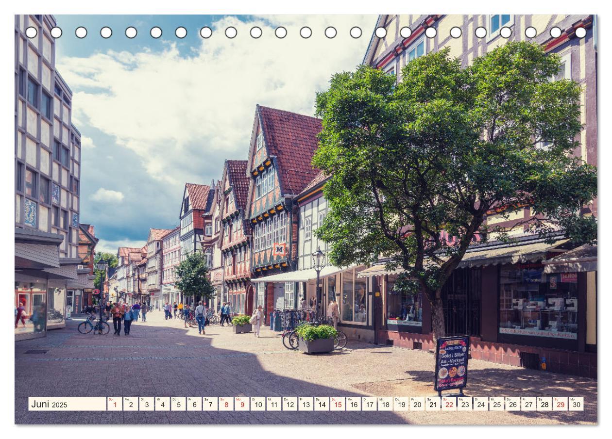 Bild: 9783435115396 | Altstadt Celle (Tischkalender 2025 DIN A5 quer), CALVENDO...