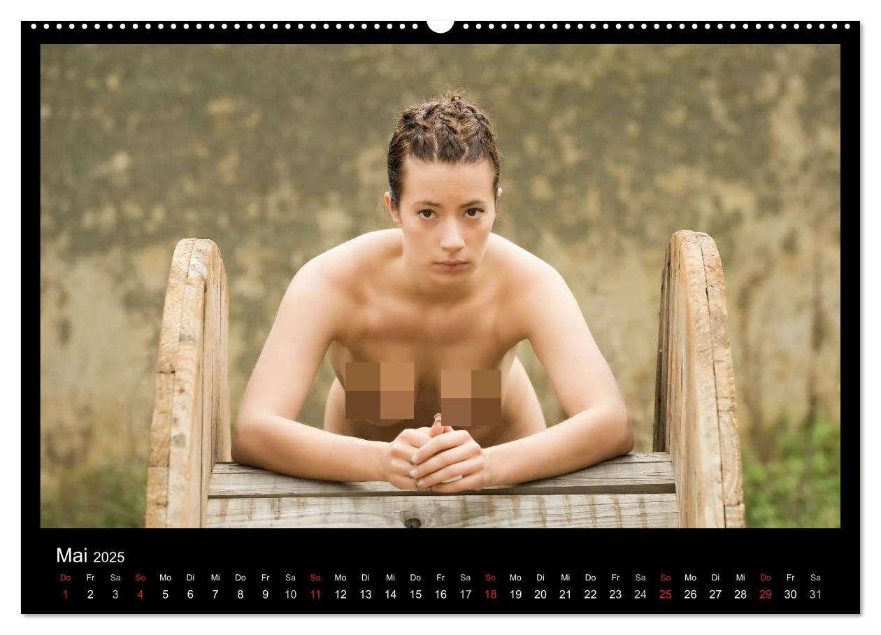 Bild: 9783435763474 | Outdoor Aktkalender 2025 (Wandkalender 2025 DIN A2 quer), CALVENDO...