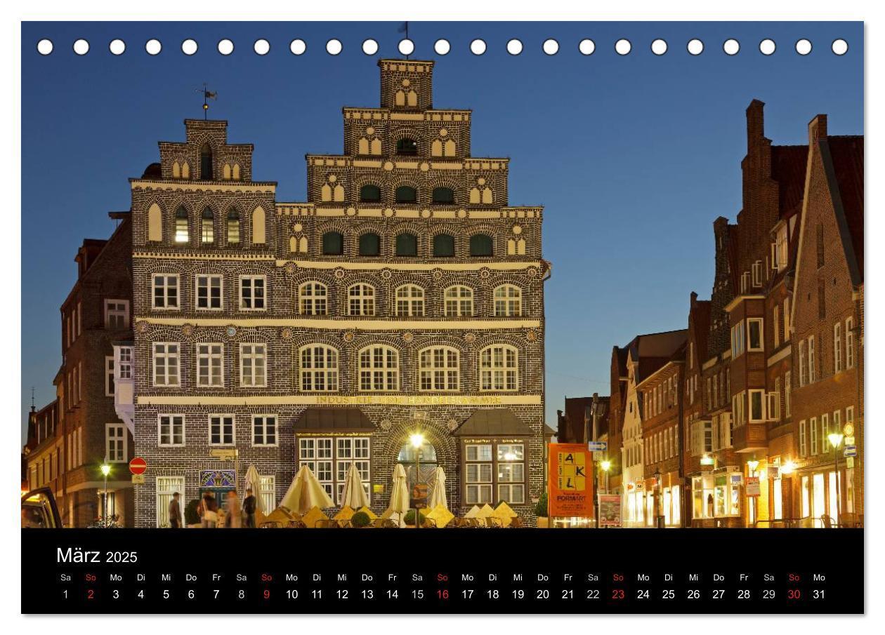 Bild: 9783435790753 | Hansestadt Lüneburg und Lüneburger Heide (Tischkalender 2025 DIN A5...