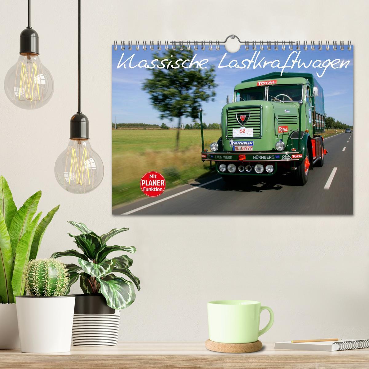 Bild: 9783435536979 | Klassische Lastkraftwagen (Wandkalender 2025 DIN A4 quer), CALVENDO...