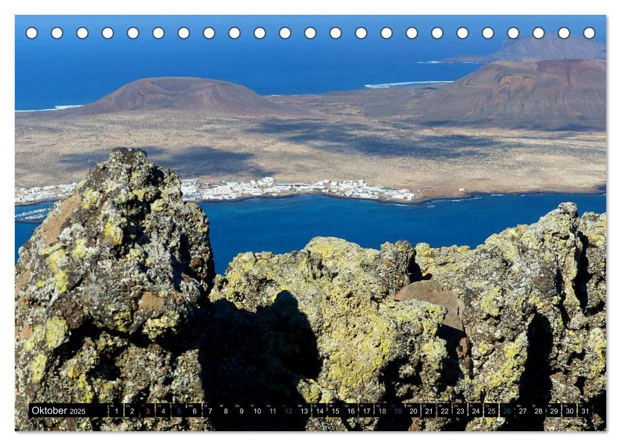 Bild: 9783435710942 | Vulkaninsel Lanzarote (Tischkalender 2025 DIN A5 quer), CALVENDO...