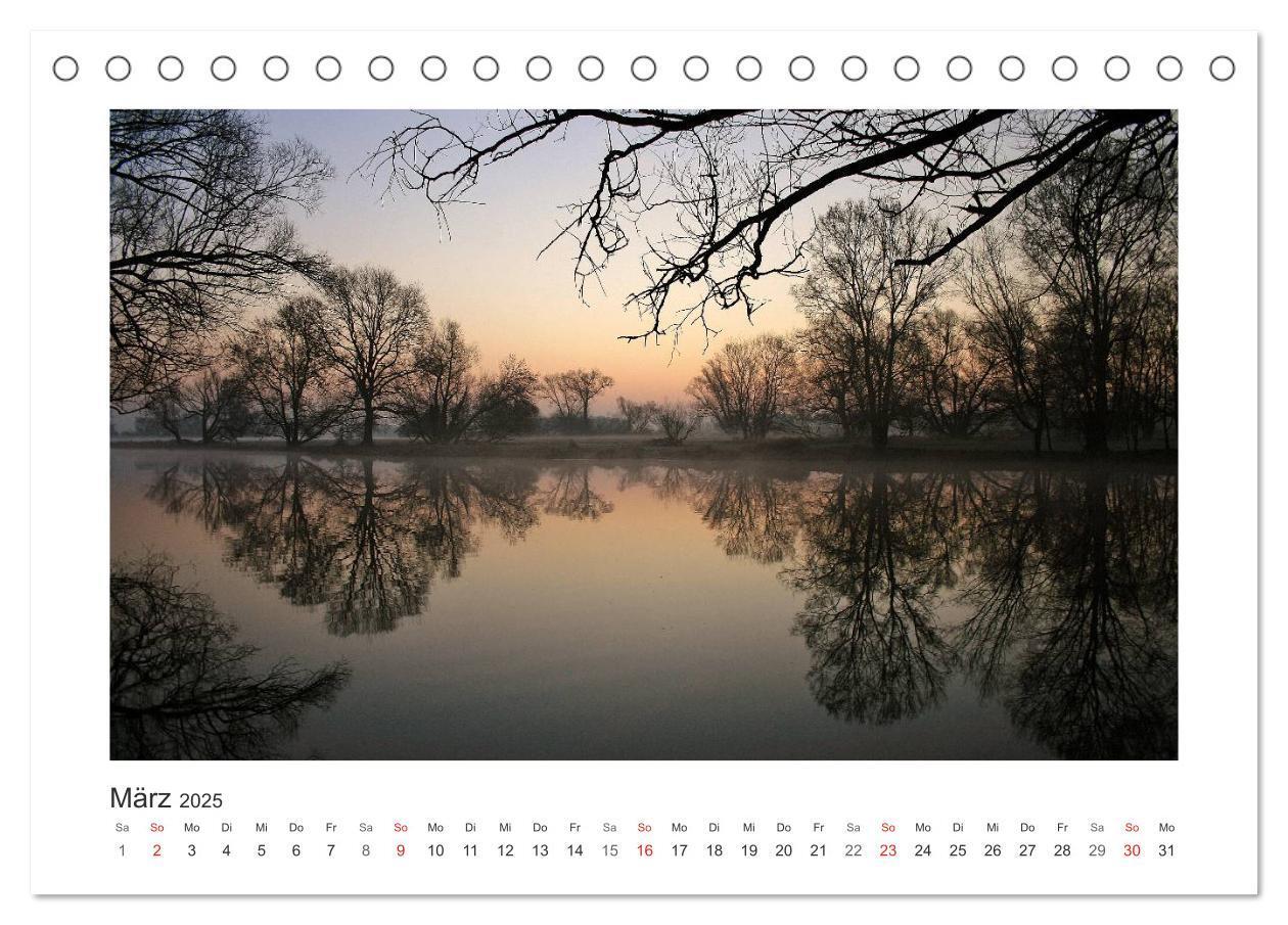 Bild: 9783435759101 | Lichtzauber 2025 (Tischkalender 2025 DIN A5 quer), CALVENDO...