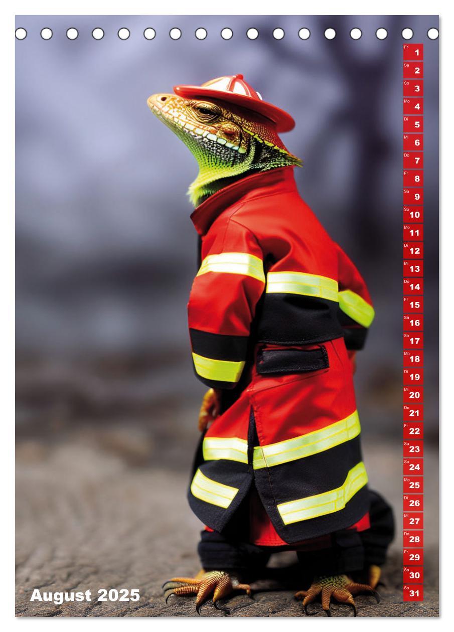 Bild: 9783435882540 | Feuerwehr - Tierischer Feuerwehrkalender (Tischkalender 2025 DIN A5...