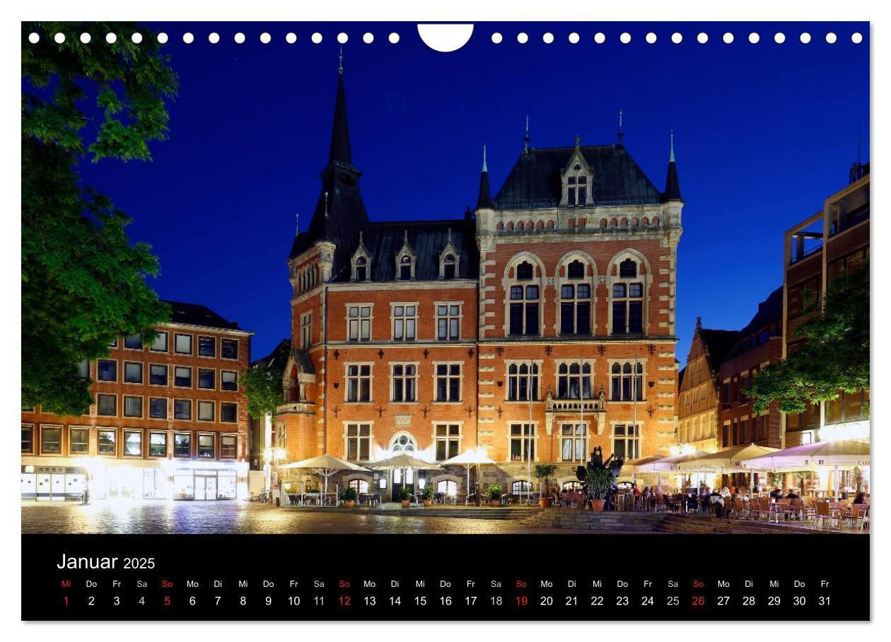 Bild: 9783435627257 | Oldenburg bei Nacht (Wandkalender 2025 DIN A4 quer), CALVENDO...