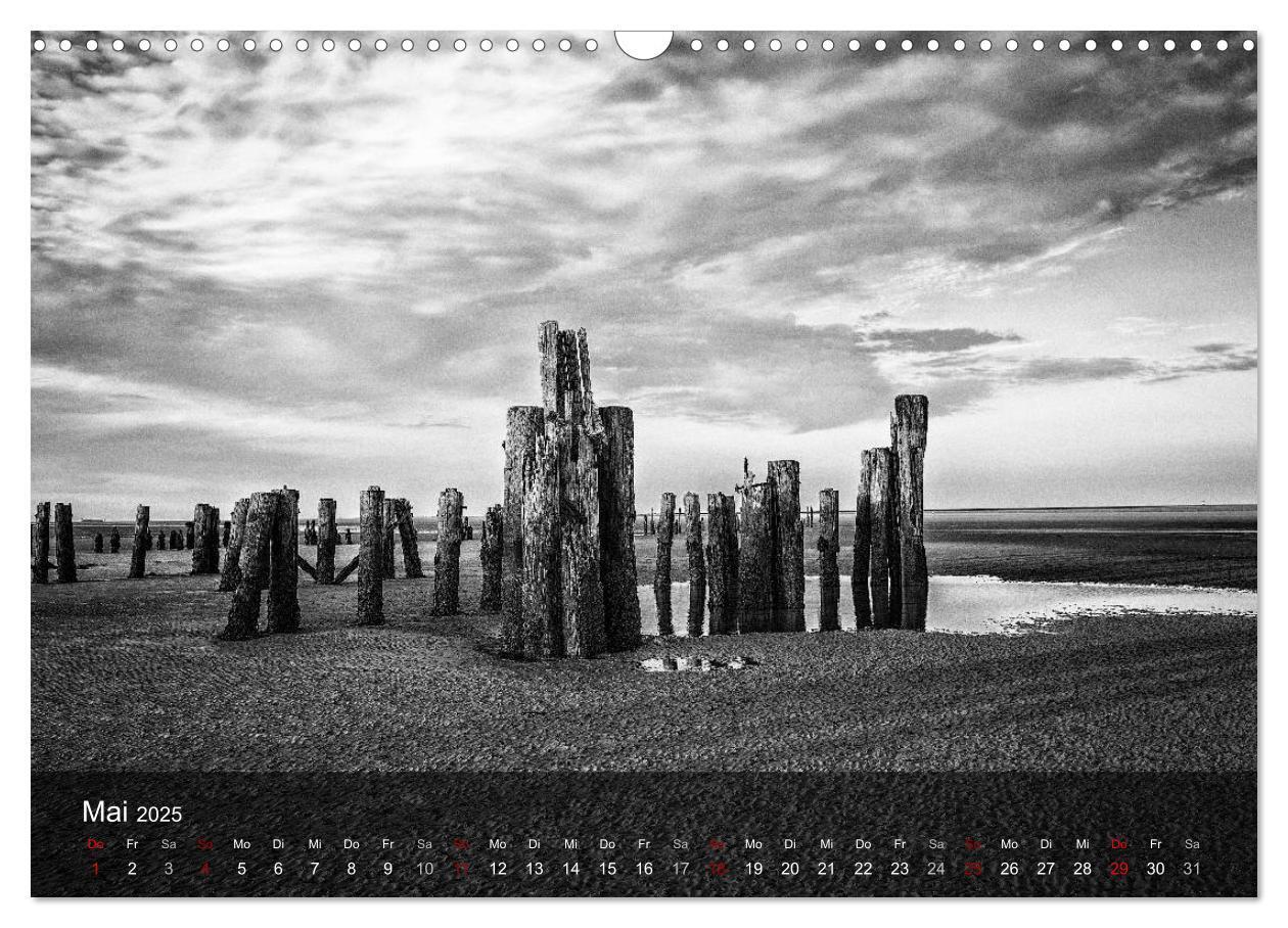 Bild: 9783435378678 | Wangerooge Noir (Wandkalender 2025 DIN A3 quer), CALVENDO...