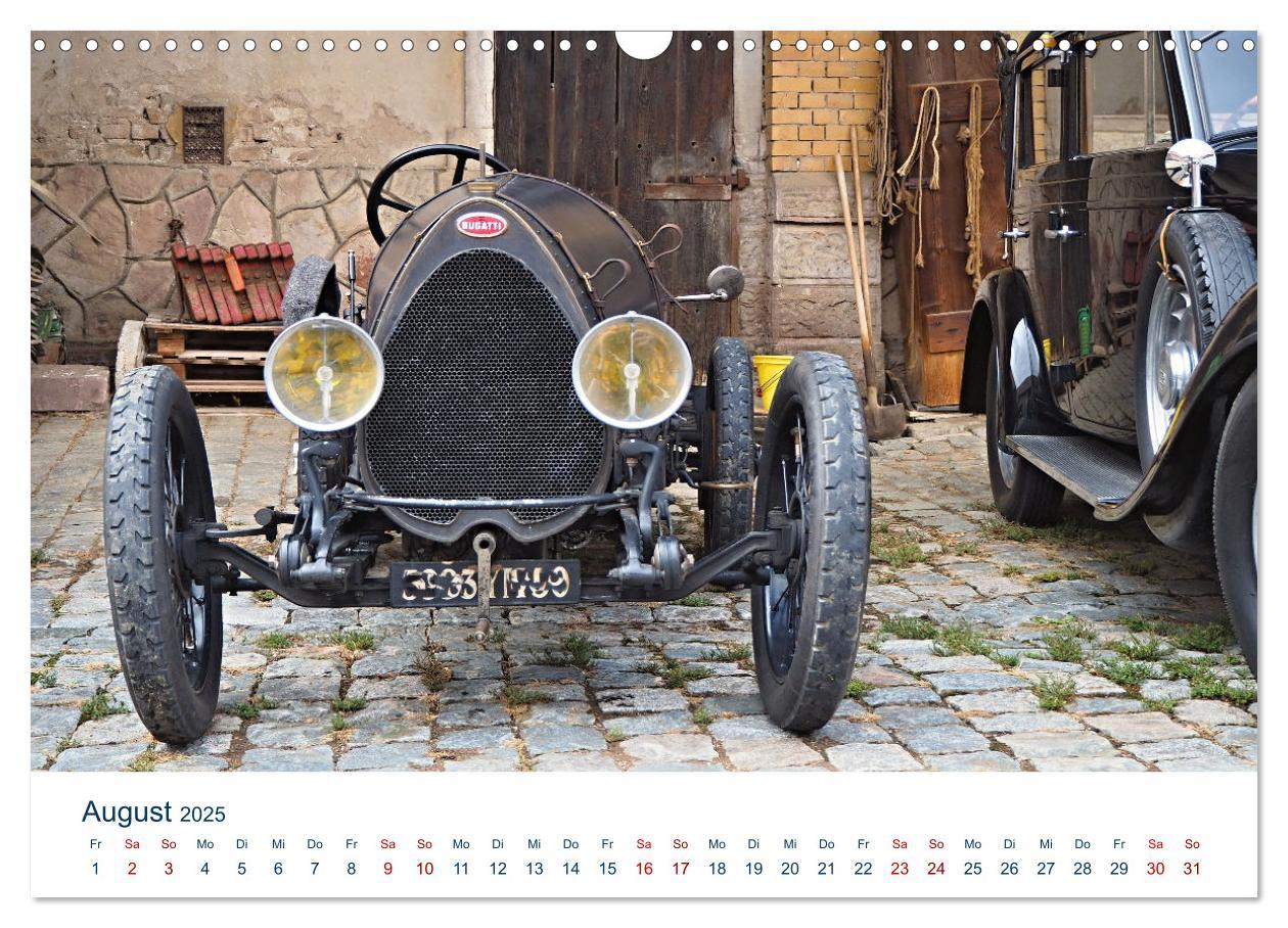 Bild: 9783383913617 | Bugatti Traumautos (Wandkalender 2025 DIN A3 quer), CALVENDO...