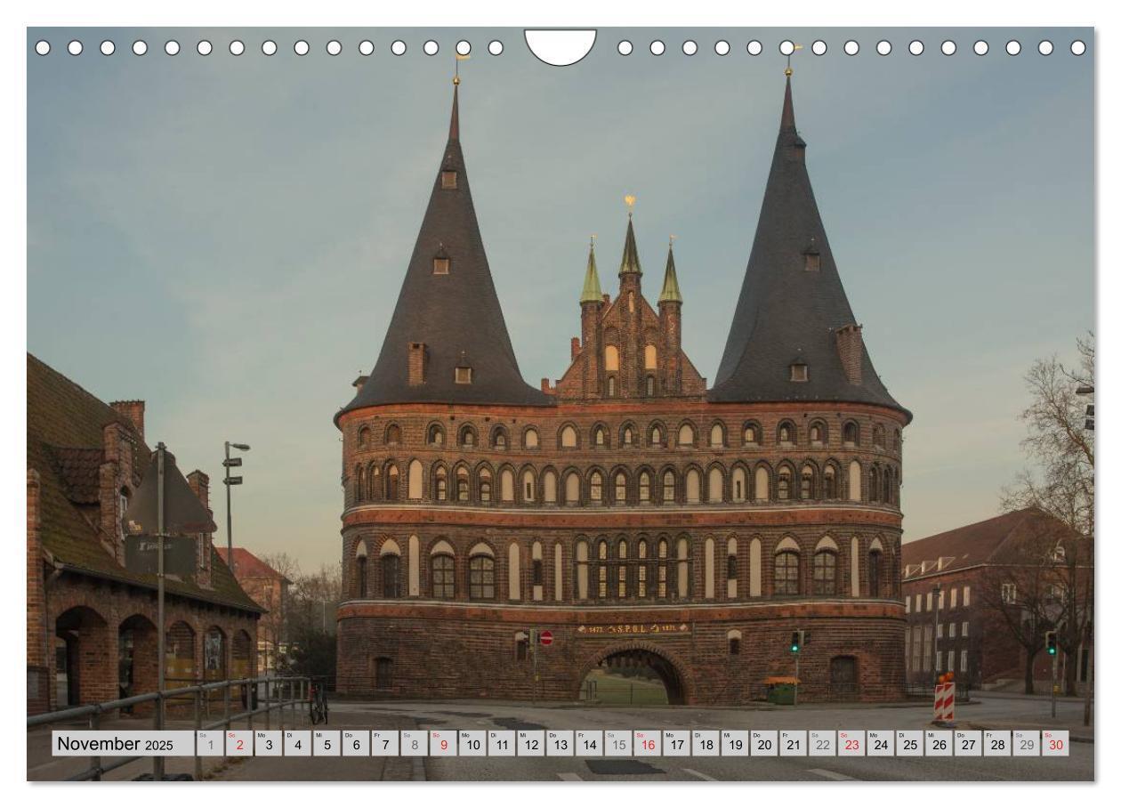 Bild: 9783435683253 | Hansestadt Lübeck (Wandkalender 2025 DIN A4 quer), CALVENDO...