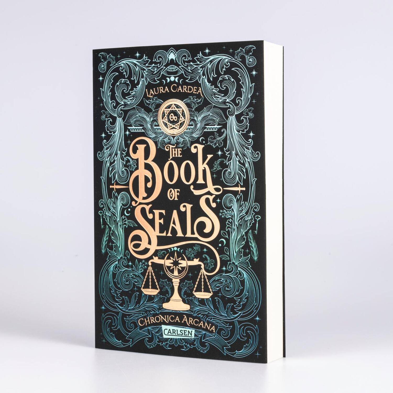 Bild: 9783551584915 | The Book of Seals (Chronica Arcana 3) | Laura Cardea | Taschenbuch