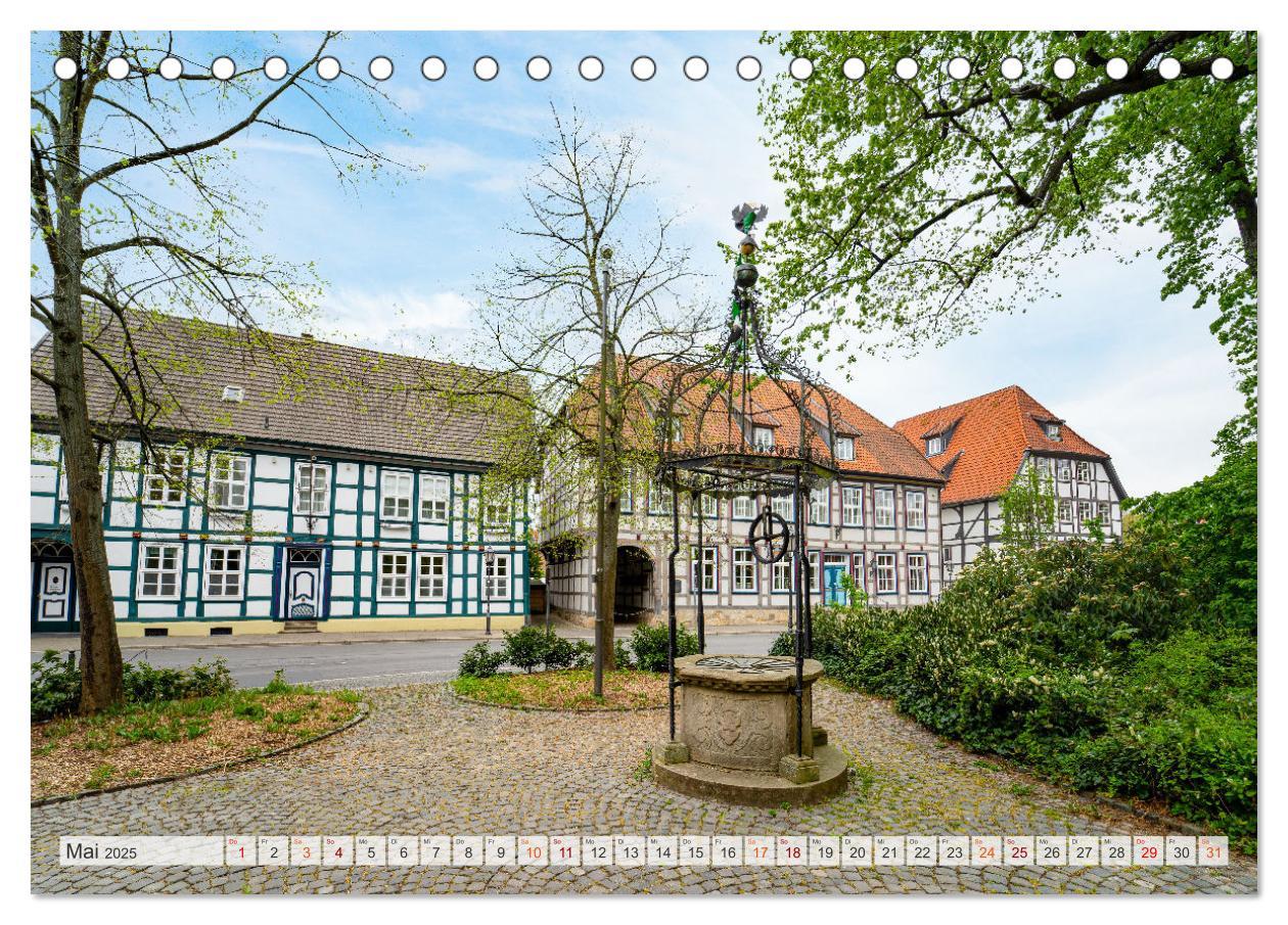 Bild: 9783435048663 | Herford Impressionen (Tischkalender 2025 DIN A5 quer), CALVENDO...