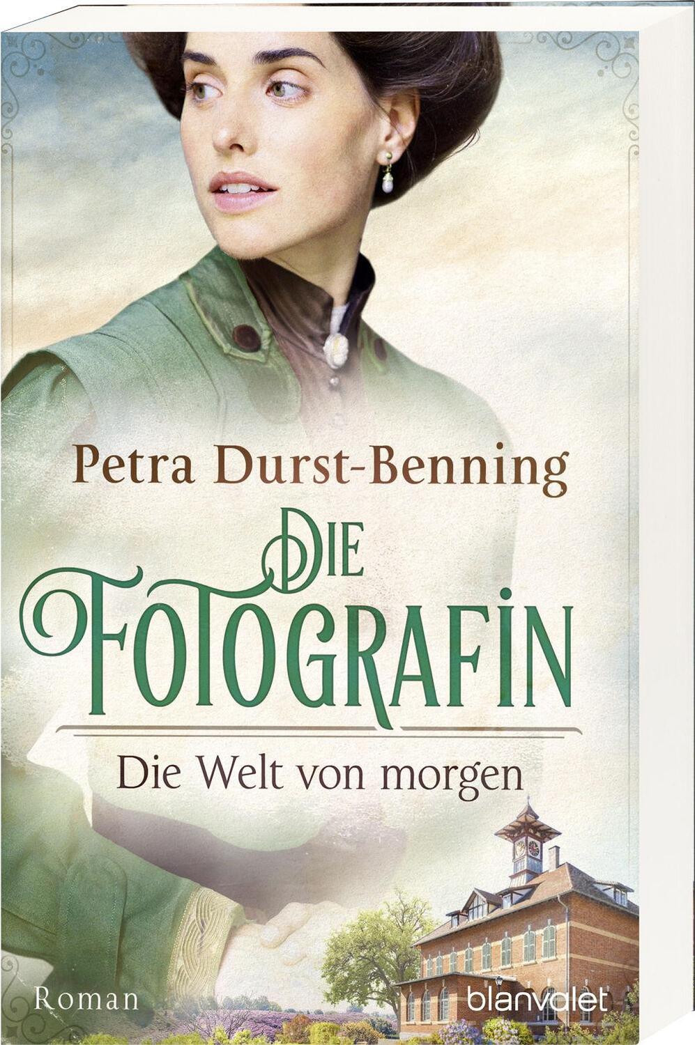 Bild: 9783734106590 | Die Fotografin - Die Welt von morgen | Roman | Petra Durst-Benning