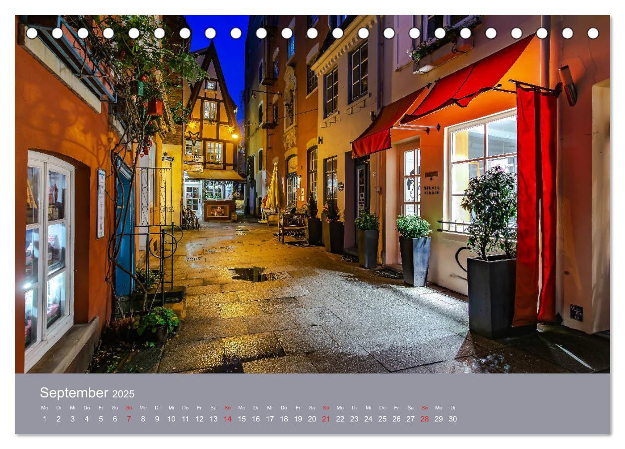 Bild: 9783435176199 | Nachts in Bremen (Tischkalender 2025 DIN A5 quer), CALVENDO...