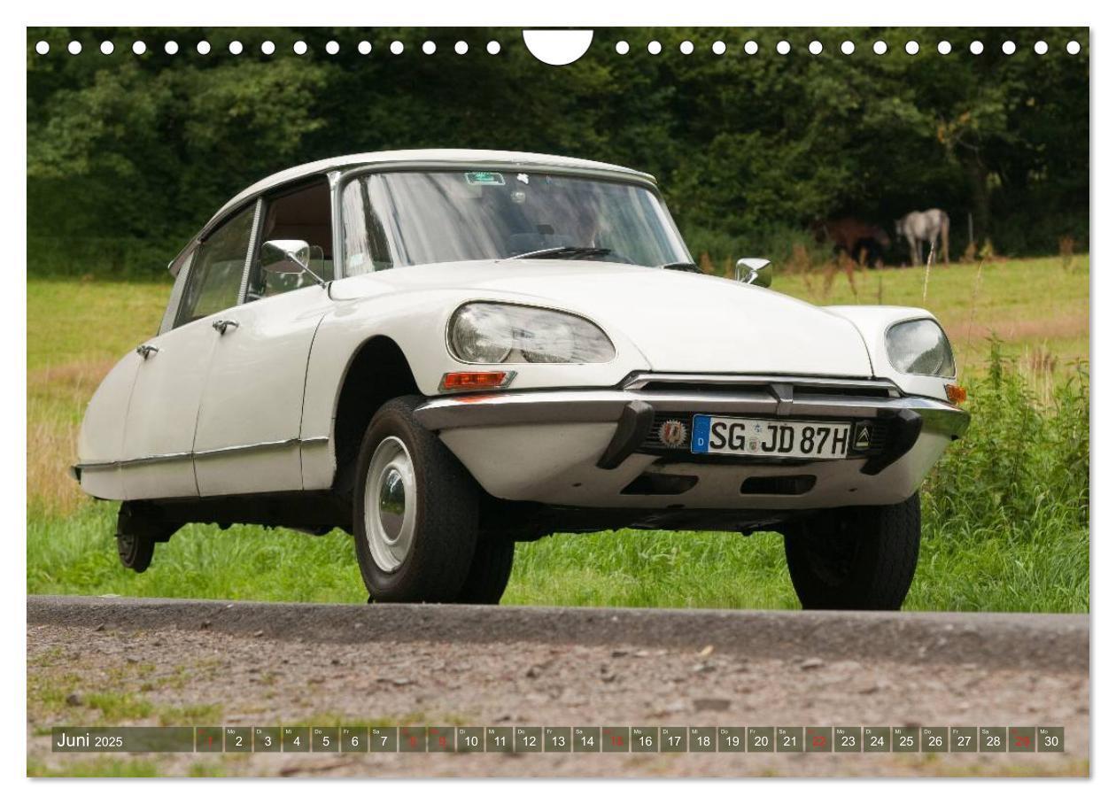 Bild: 9783435570102 | Citroën DS - Göttin in weiß (Wandkalender 2025 DIN A4 quer),...