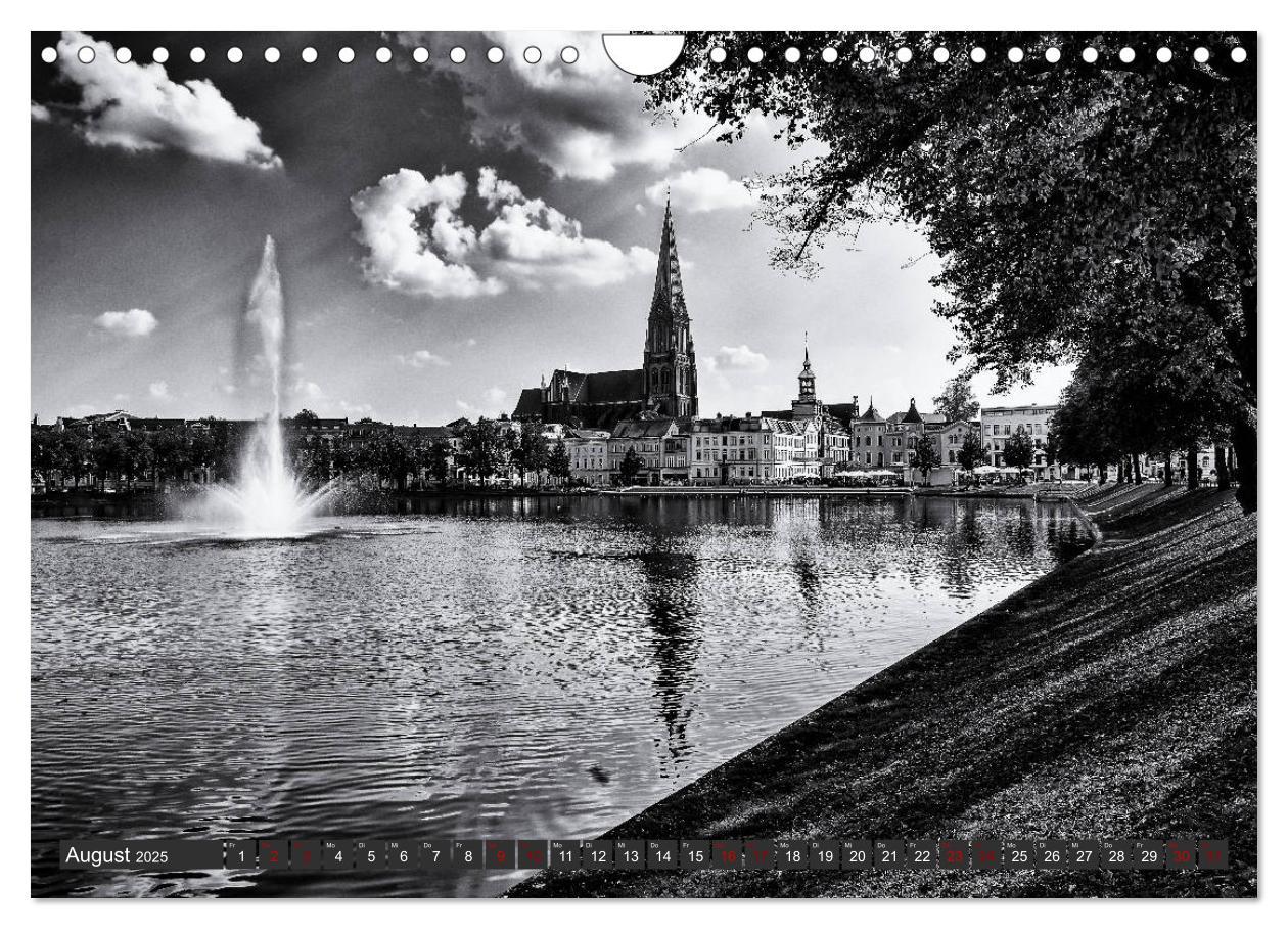 Bild: 9783435399079 | Ein Blick auf Schwerin (Wandkalender 2025 DIN A4 quer), CALVENDO...