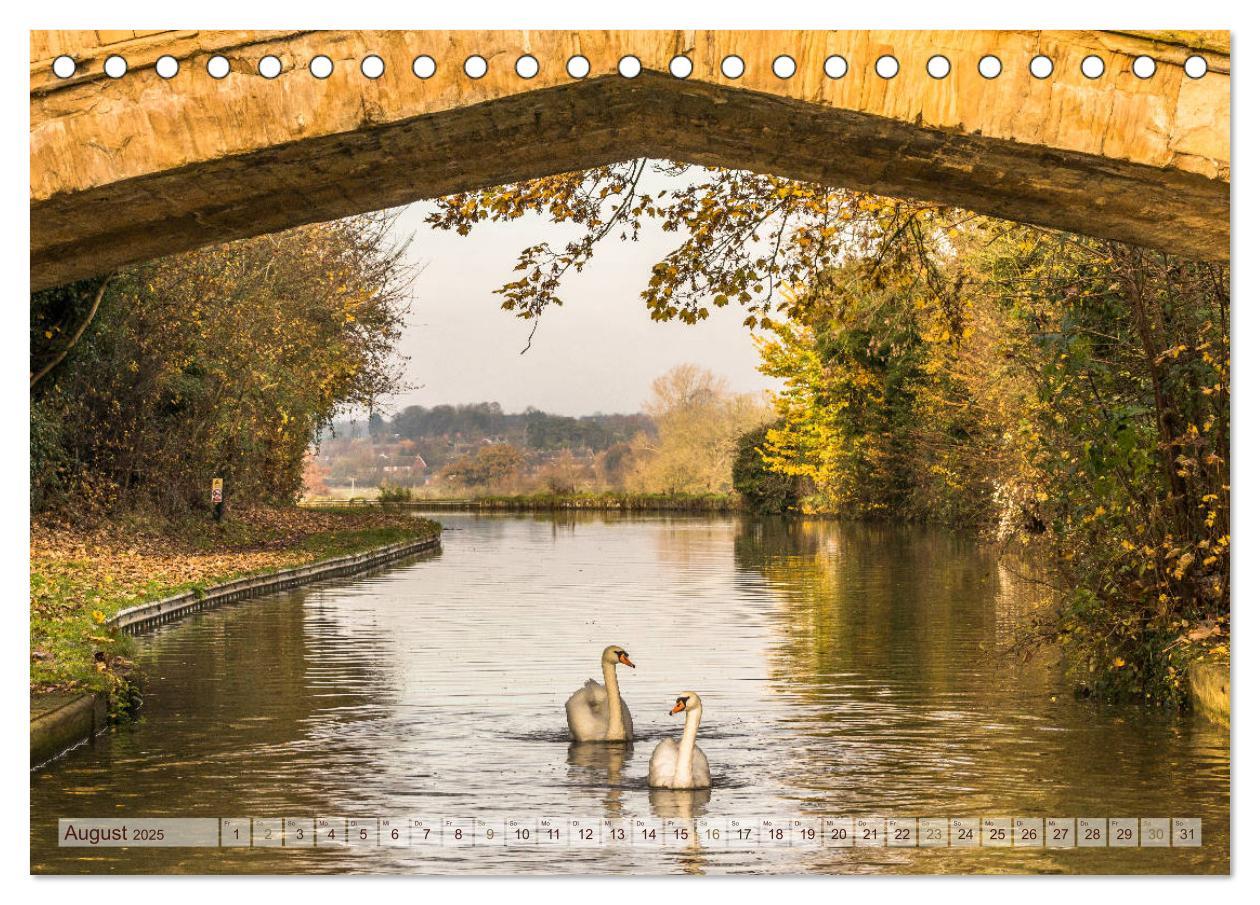 Bild: 9783435360154 | Narrow Boating auf dem Grand Union Canal (Tischkalender 2025 DIN A5...