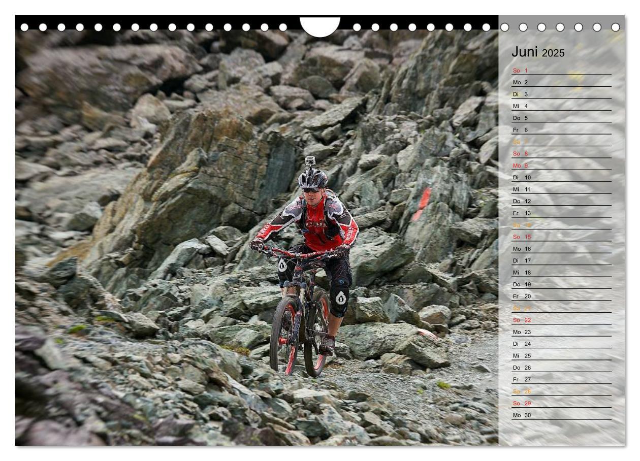 Bild: 9783435537396 | Downhill Moments (Wandkalender 2025 DIN A4 quer), CALVENDO...