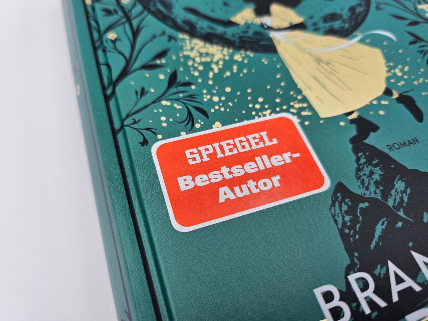 Bild: 9783492706681 | Weit über der smaragdgrünen See | Brandon Sanderson | Buch | 544 S.