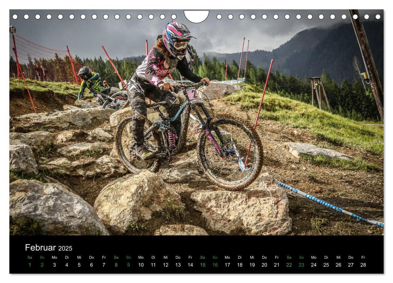 Bild: 9783435433124 | Downhill Racing 2025 (Wandkalender 2025 DIN A4 quer), CALVENDO...