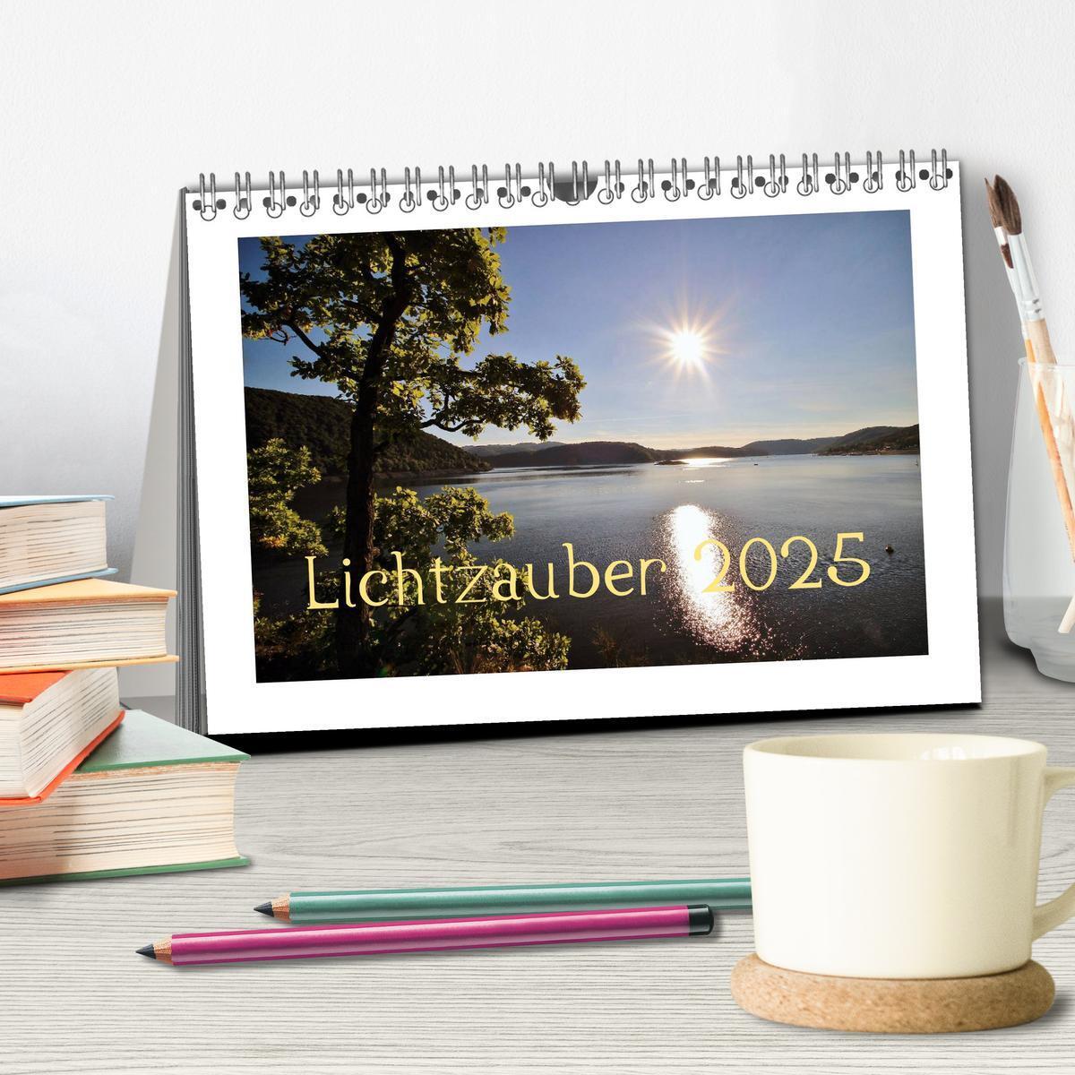 Bild: 9783435759101 | Lichtzauber 2025 (Tischkalender 2025 DIN A5 quer), CALVENDO...