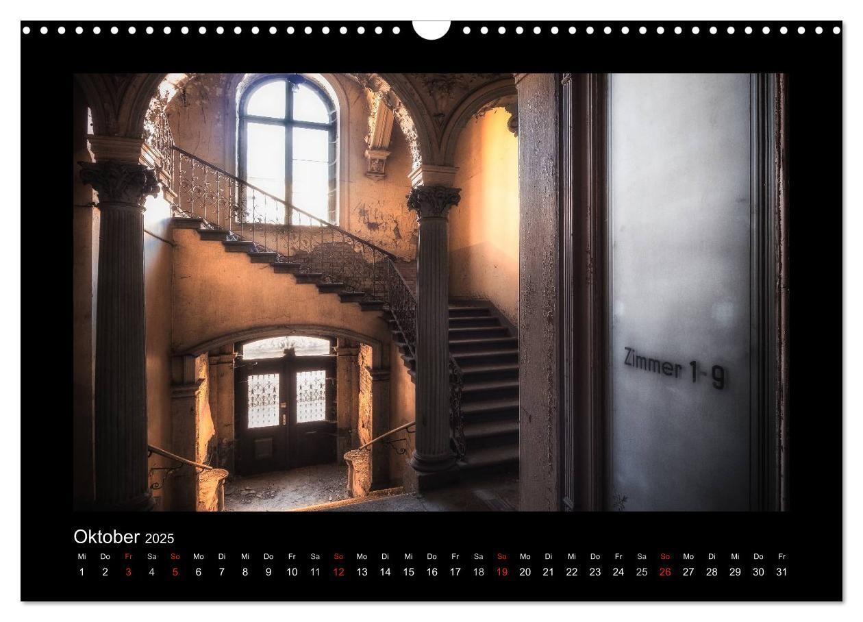 Bild: 9783435675715 | Lost Places - vergessene orte vergessener glanz (Wandkalender 2025...