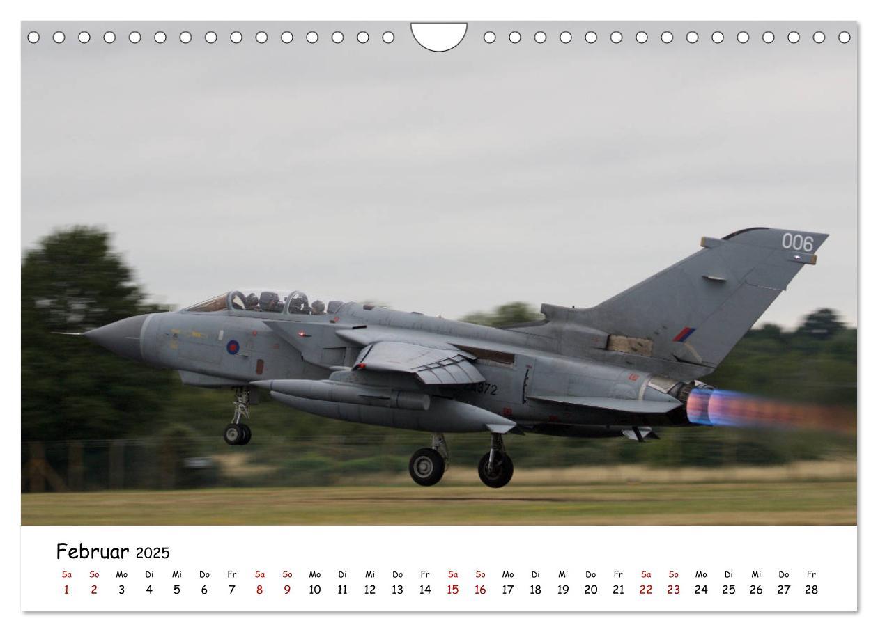 Bild: 9783435349746 | Militärjets Panavia Tornado (Wandkalender 2025 DIN A4 quer),...