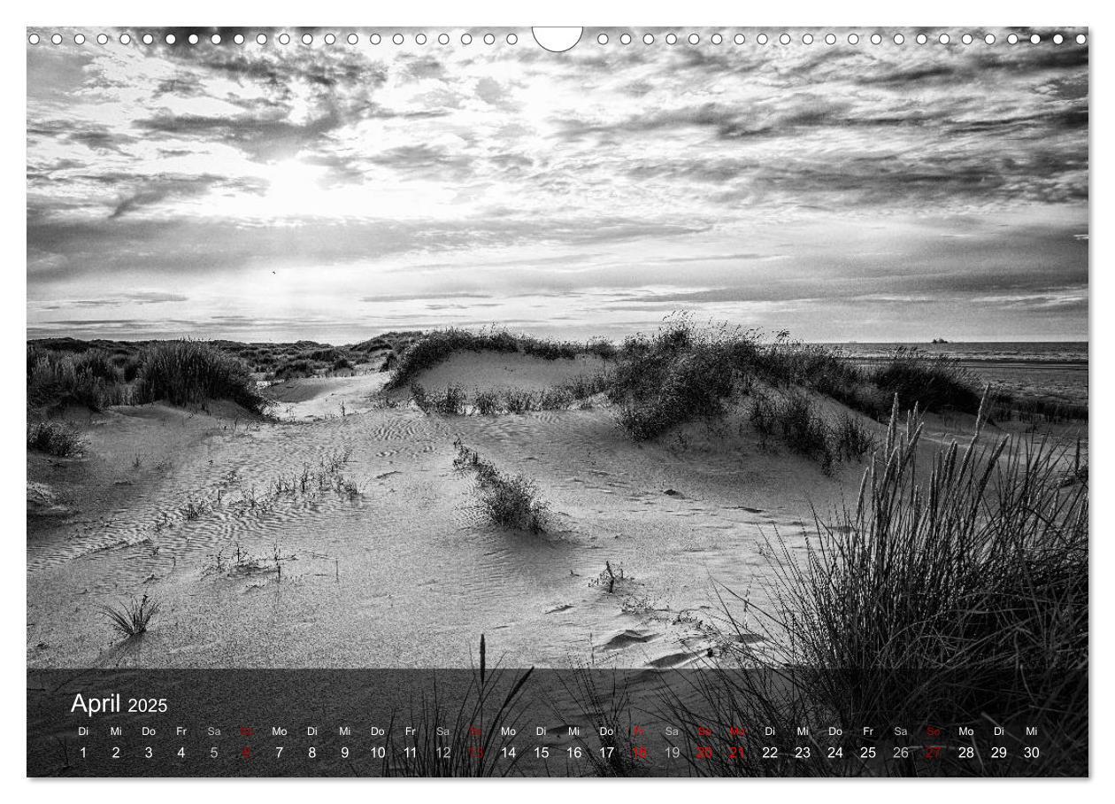 Bild: 9783435378678 | Wangerooge Noir (Wandkalender 2025 DIN A3 quer), CALVENDO...