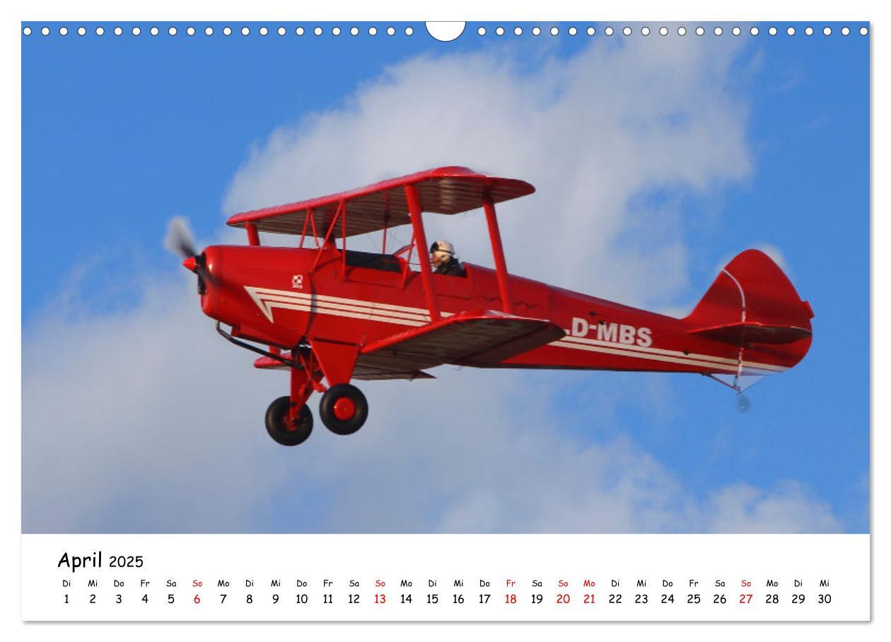 Bild: 9783435070411 | Flugzeuge am blauen Himmel (Wandkalender 2025 DIN A3 quer),...