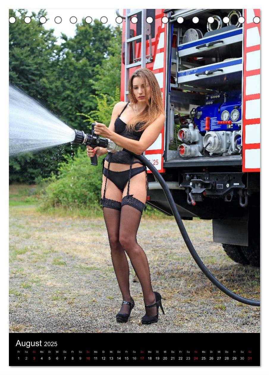 Bild: 9783457077696 | Feuerwehrkalender ¿ Erotische Fotografien von Thomas Siepmann...