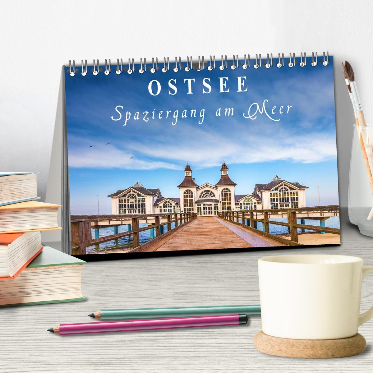 Bild: 9783435673506 | Ostsee - Spaziergang am Meer (Tischkalender 2025 DIN A5 quer),...