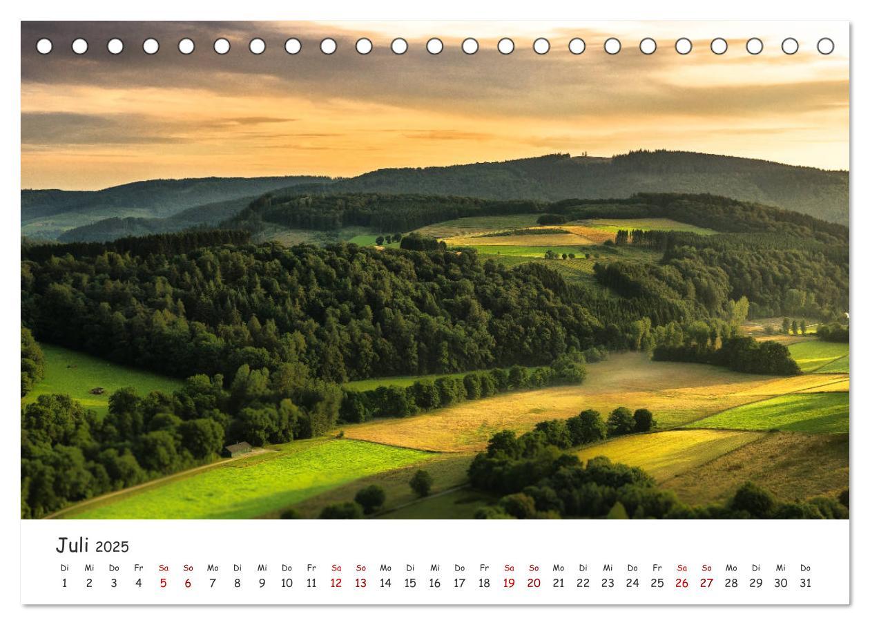 Bild: 9783435430888 | Das Sauerland bei Brilon aus der Vogelperspektive (Tischkalender...